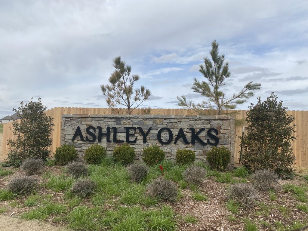 Ashley Oaks entrance